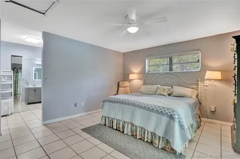 16162 SW 87th Court Palmetto Bay FL 33157