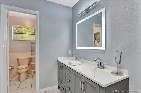 16162 SW 87th Court Palmetto Bay FL 33157