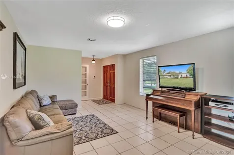 16162 SW 87th Court Palmetto Bay FL 33157