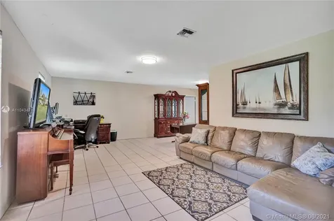 16162 SW 87th Court Palmetto Bay FL 33157