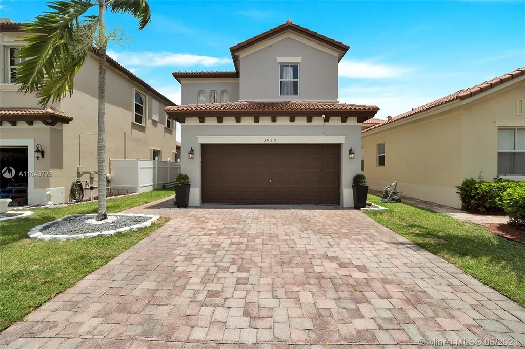3915 NE 12th Drive Homestead FL 33033