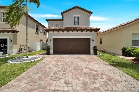 3915 NE 12th Drive Homestead FL 33033