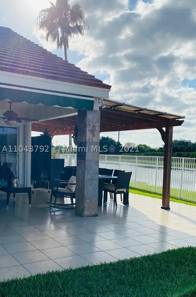311 Bermuda Springs Drive Weston FL 33326