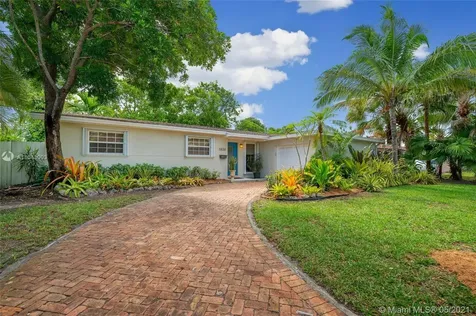 5830 SW 93rd Court Miami FL 33173