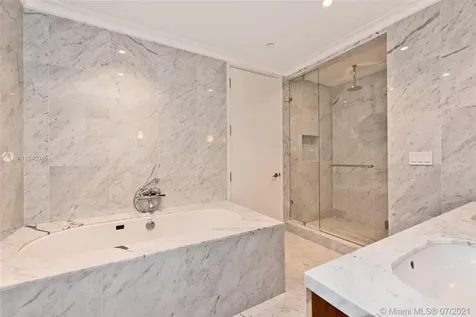 15701 E Collins Avenue Sunny Isles Beach FL 33160