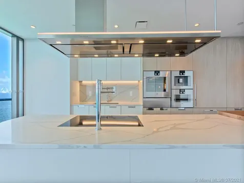 15701 E Collins Avenue Sunny Isles Beach FL 33160