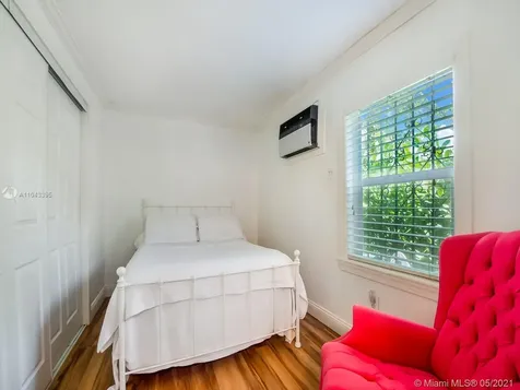 910 Santiago Street Coral Gables FL 33134