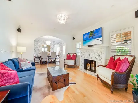 910 Santiago Street Coral Gables FL 33134