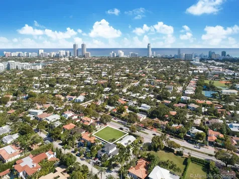 4410 Alton Road Miami Beach FL 33140