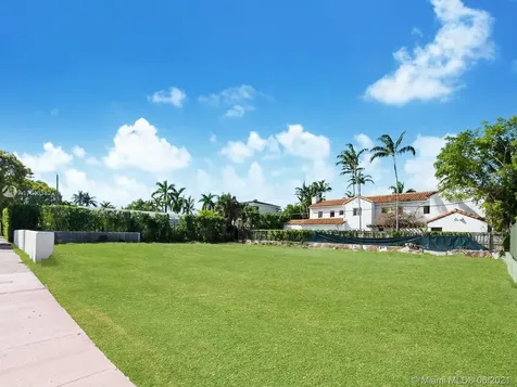4410 Alton Road Miami Beach FL 33140