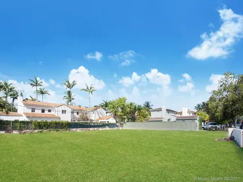 4410 Alton Road Miami Beach FL 33140