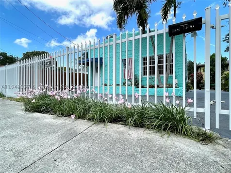 4127 NW 23rd Avenue Miami FL 33142