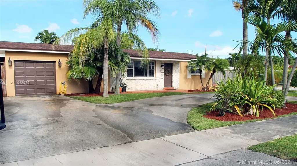 2781 SW 92nd Court Miami FL 33165