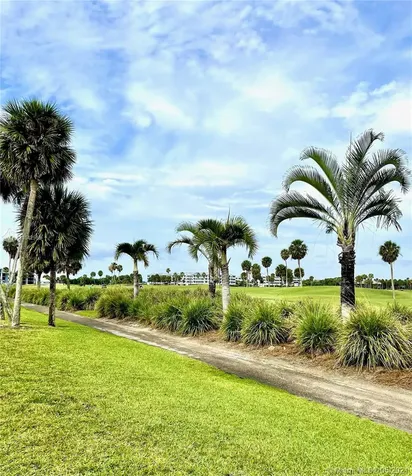 20 NE Plantation Road Hutchinson Island FL 34996