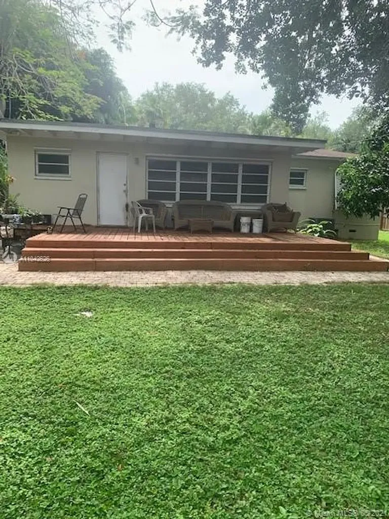 7420 SW 63rd Court South Miami FL 33143