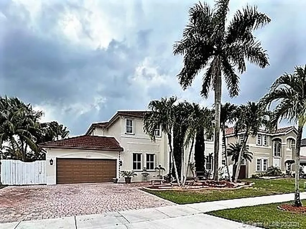 16261 SW 53rd Terrace Miami FL 33185