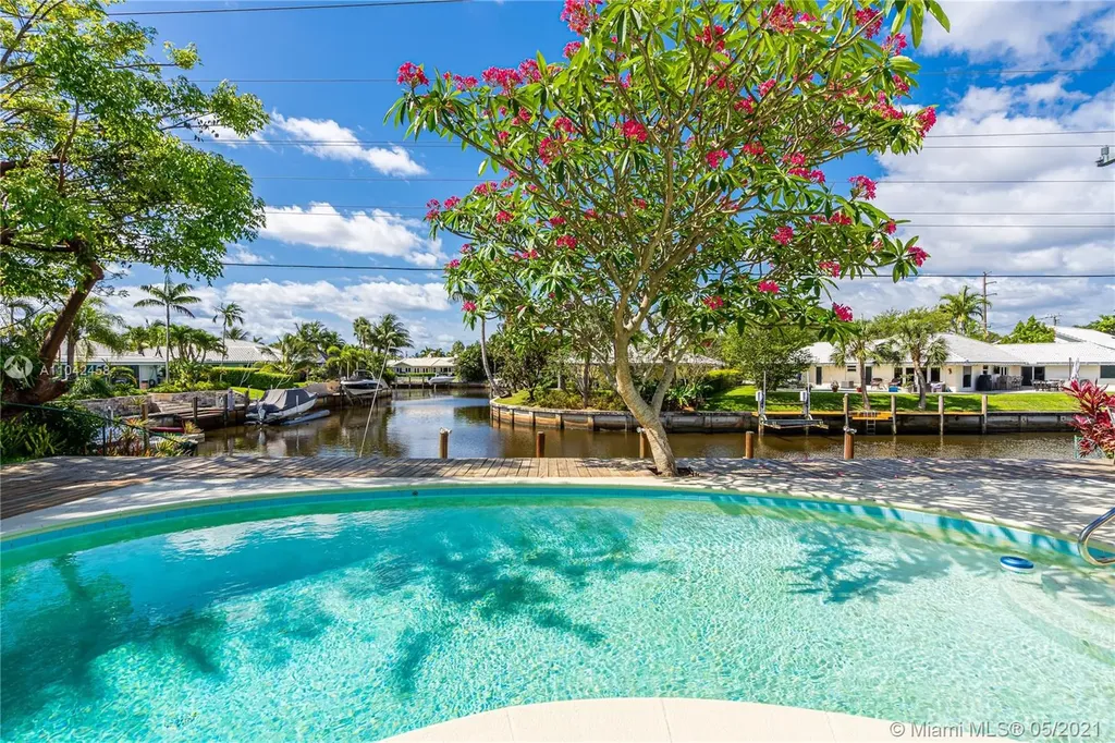 840 SW 7th Street Boca Raton FL 33486