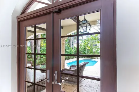 2334 Alton Road Miami Beach FL 33140