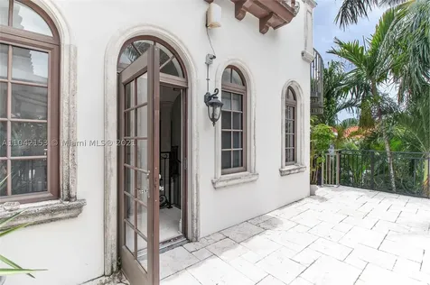 2334 Alton Road Miami Beach FL 33140