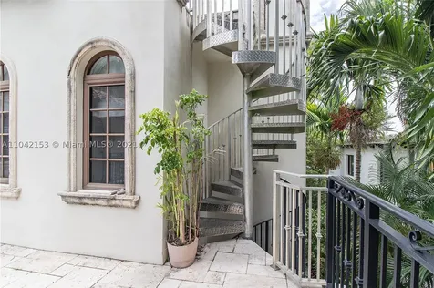 2334 Alton Road Miami Beach FL 33140