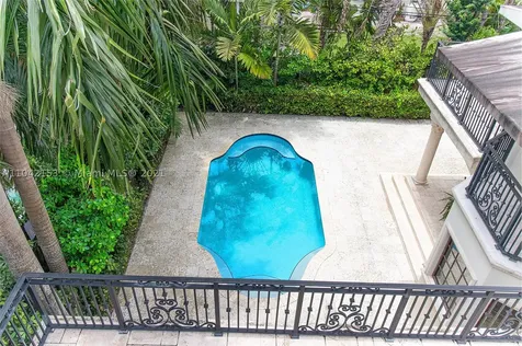 2334 Alton Road Miami Beach FL 33140