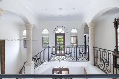 2334 Alton Road Miami Beach FL 33140