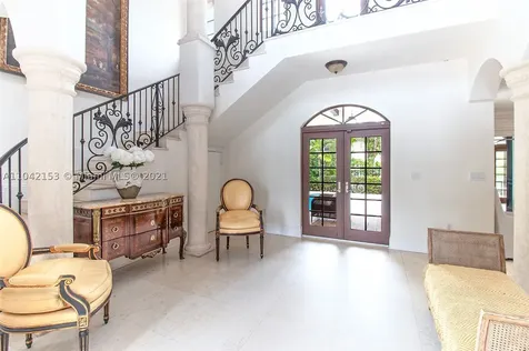 2334 Alton Road Miami Beach FL 33140