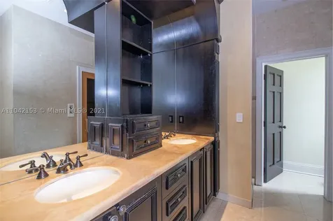 2334 Alton Road Miami Beach FL 33140