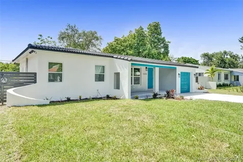 13220 NW 1st Court Miami FL 33168