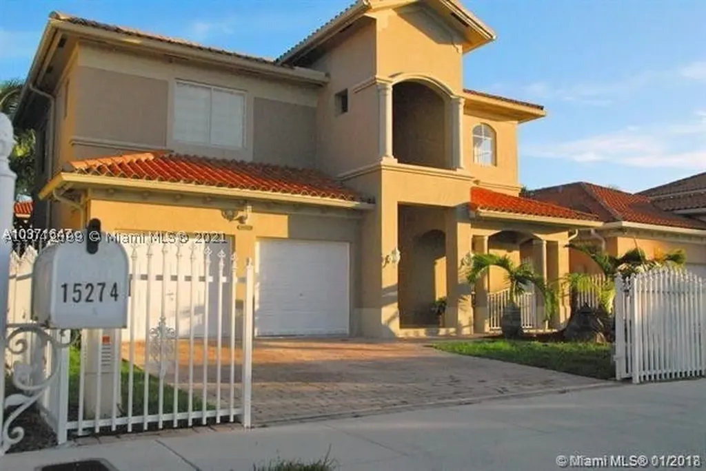 15274 SW 23rd Street Miami FL 33185