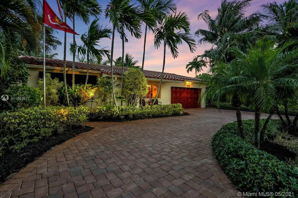 5006 Mckinley Street Hollywood FL 33021