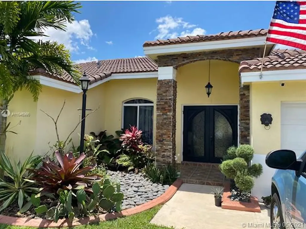 20238 SW 325th Street Homestead FL 33030