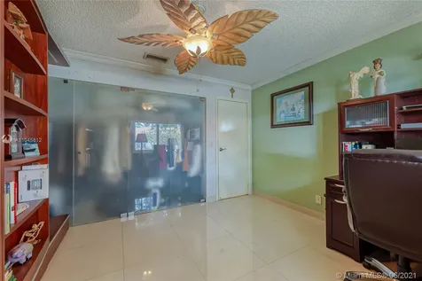 13041 NW 1st Street Plantation FL 33325