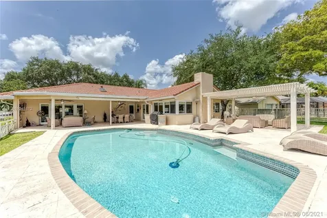 13041 NW 1st Street Plantation FL 33325
