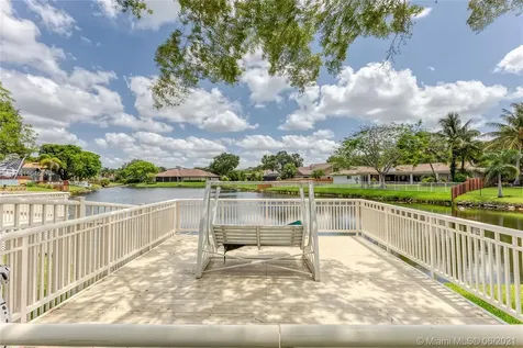 13041 NW 1st Street Plantation FL 33325