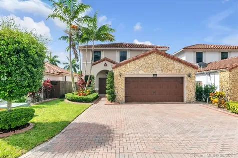 9846 NW 10th Street Miami FL 33172