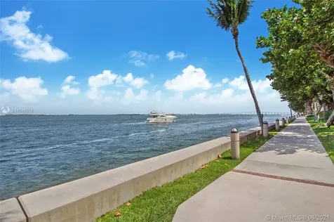 520 Brickell Key Drive Miami FL 33131