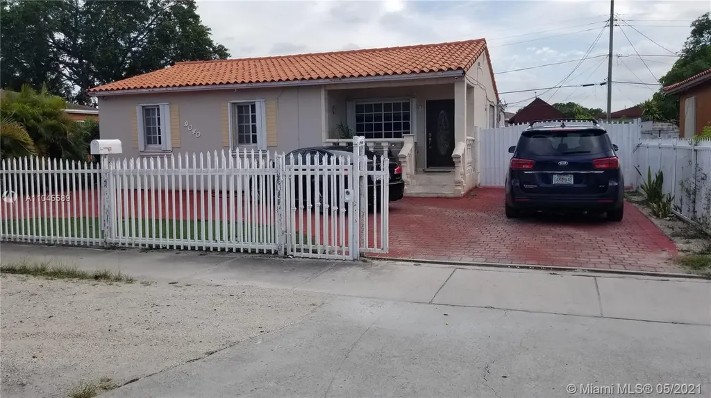 9040 NW 32nd Court Road Miami FL 33147