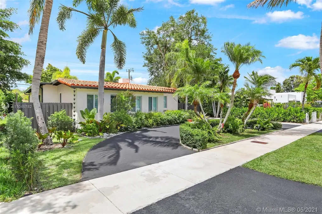 5863 SW 42nd Street Miami FL 33155