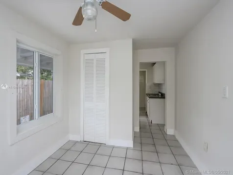 1301 SW 74th Avenue Miami FL 33144