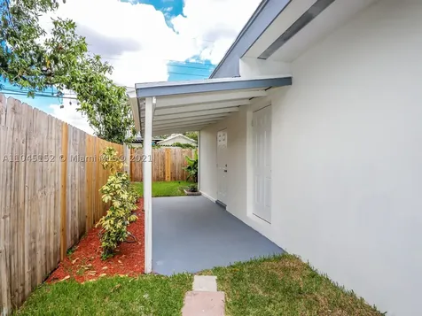 1301 SW 74th Avenue Miami FL 33144