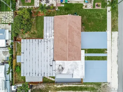 1301 SW 74th Avenue Miami FL 33144