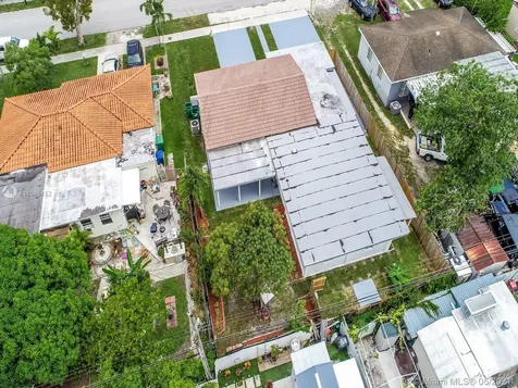 1301 SW 74th Avenue Miami FL 33144