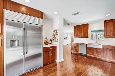 3001 Bayview Drive Fort Lauderdale FL 33306