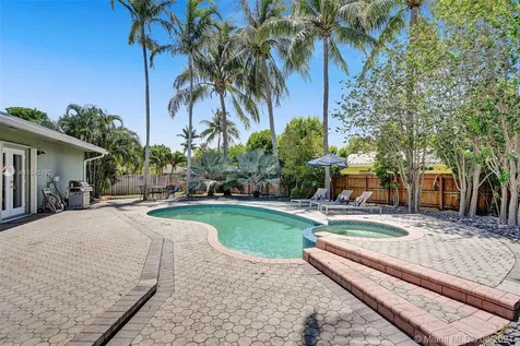 3001 Bayview Drive Fort Lauderdale FL 33306