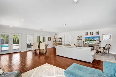 3001 Bayview Drive Fort Lauderdale FL 33306
