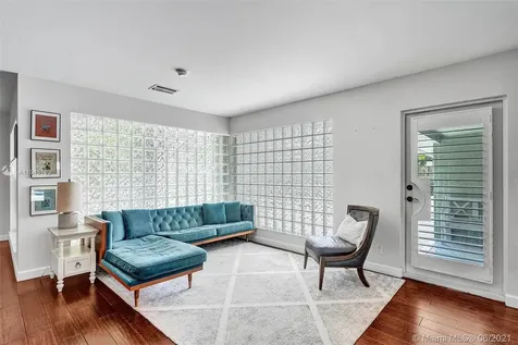 3001 Bayview Drive Fort Lauderdale FL 33306