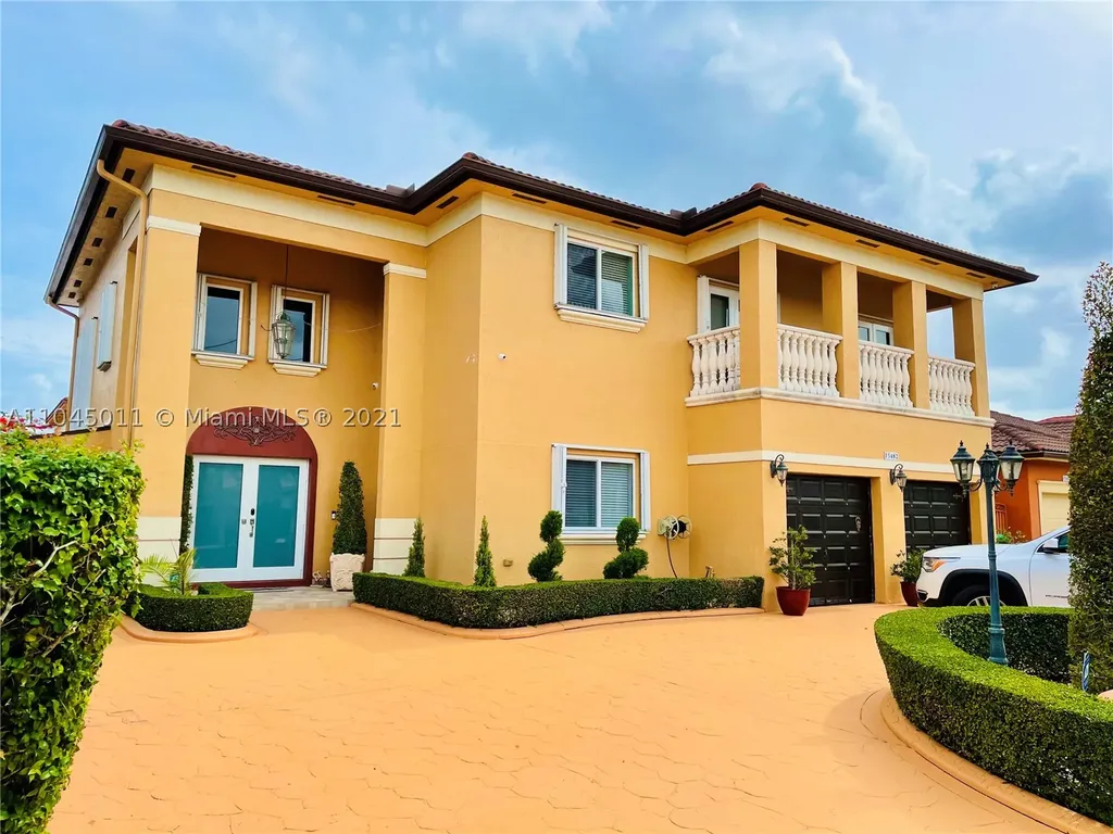 15482 SW 11th Terrace Miami FL 33194