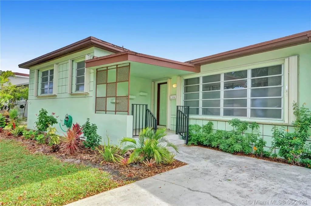 12620 NE 1st Avenue North Miami FL 33161