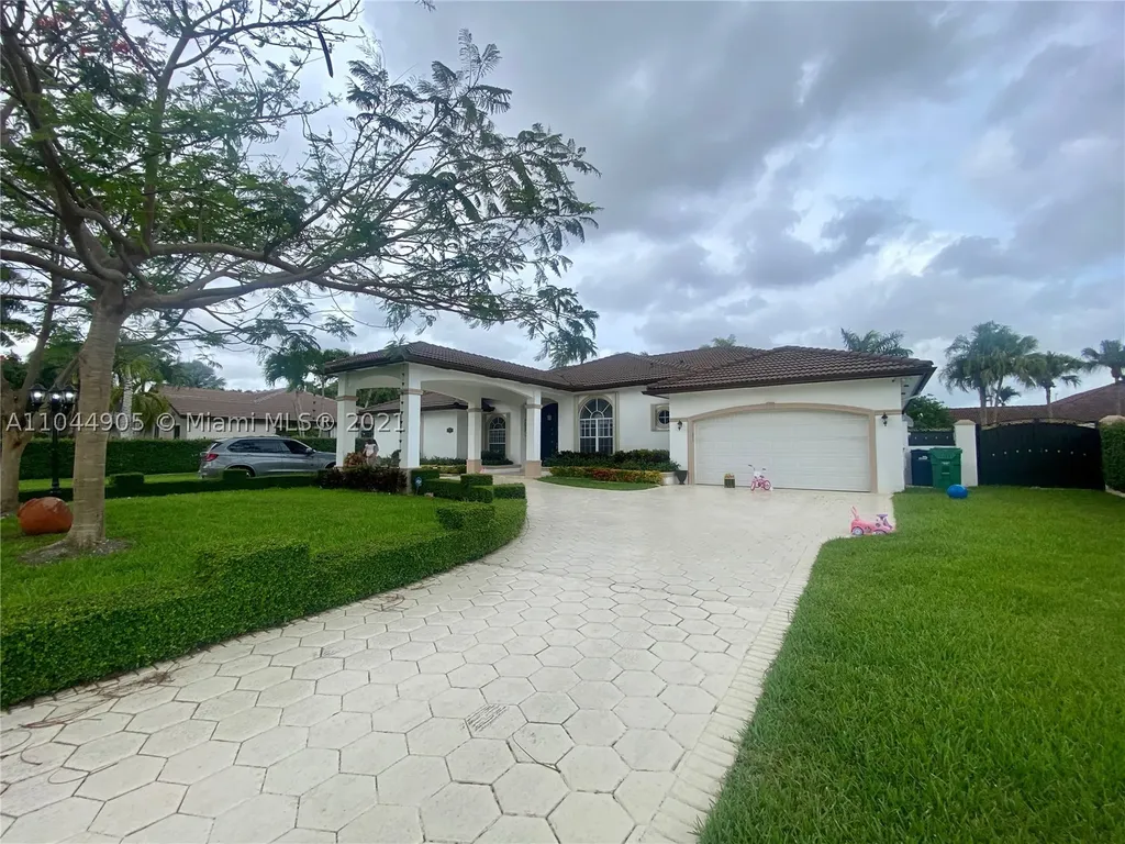 7805 SW 120th Place Miami FL 33183